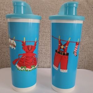 TUPPERWARE CHRISTMAS TUMBER SET